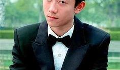 最新爆料张一山,神秘女友身份引网友热议