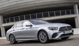 奔驰25年最新爆料,传奇背后的创新与变革